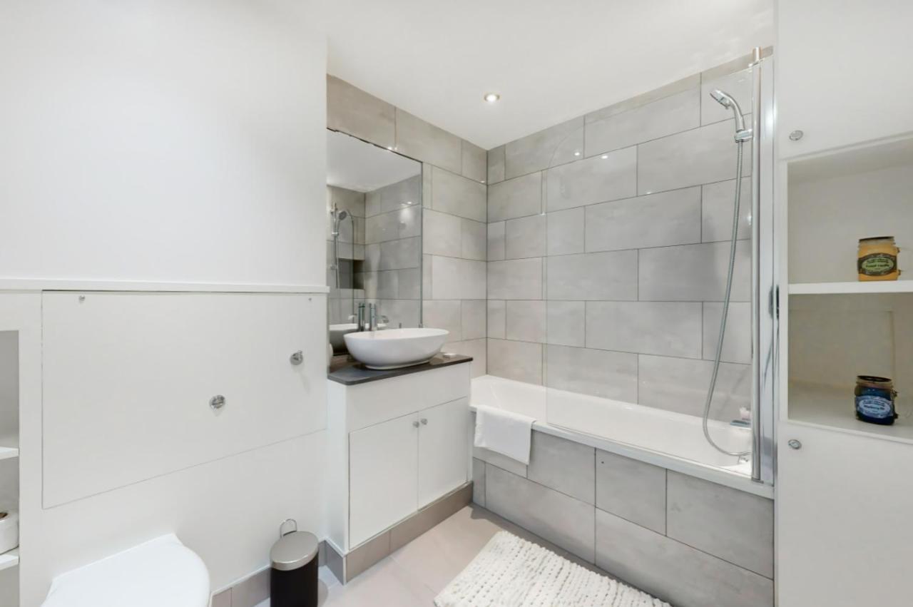 Apartmán Elegant 1Bed Flat With Parking 5 Min To Hackney Wick Londýn Exteriér fotografie